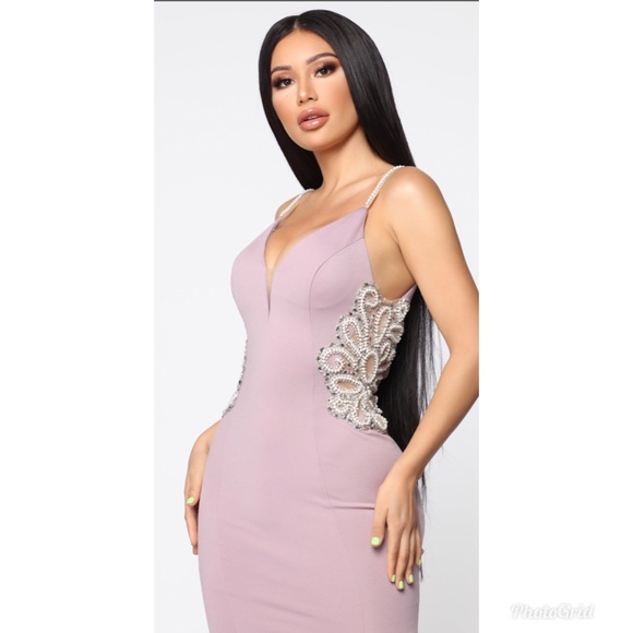 🎊🎉 beautiful mauve formal gown - Picture 2 of 5